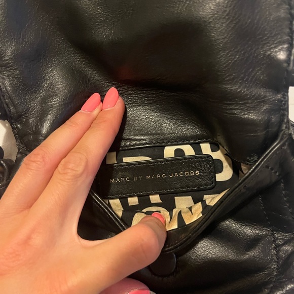 Marc by Marc Jacob’s Petal to the metal leather crossbody small - Picture 3 of 7